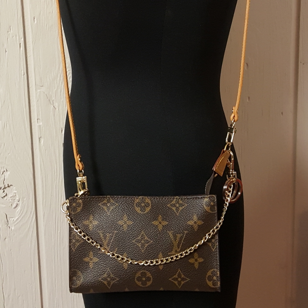 SOLD SOLD SOLDLouis Vuitton Pouch 17 Mini Bag (#1)